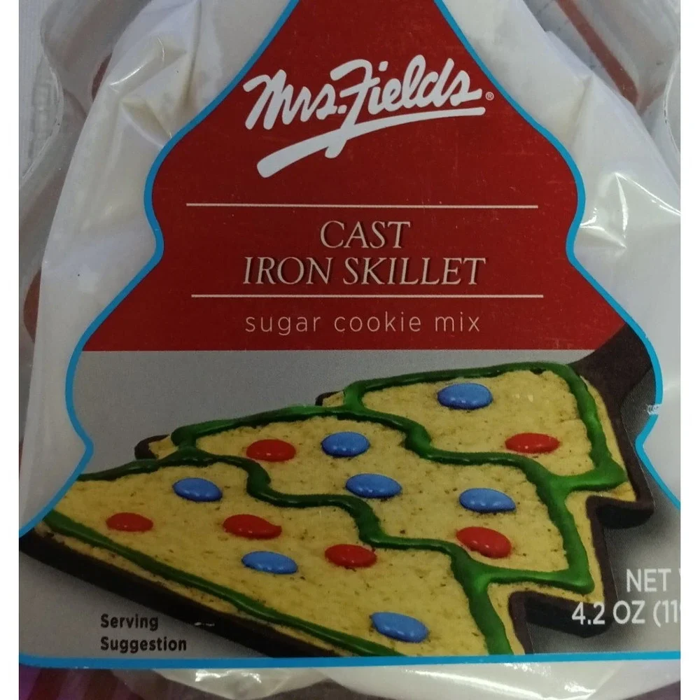 Mrs. Fields Sugar Cookie Xmas Tree Shaped Cast Iron Skillet  (Mix Expired‎ 2015)